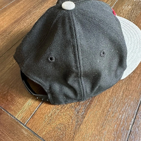 NWOT 9fifty Chicago Bulls youth hat - Picture 3 of 11